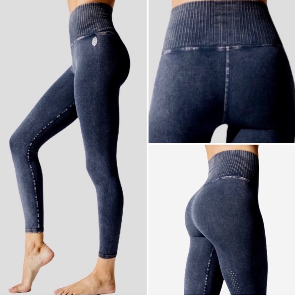 FP Movement Good Karma Set ( top and bottom included)